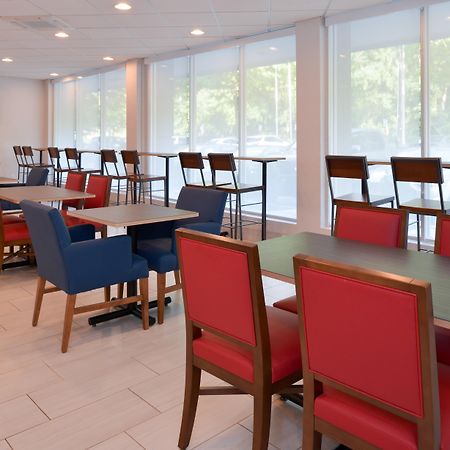 Holiday Inn Express Towson- Baltimore North By Ihg Exterior foto